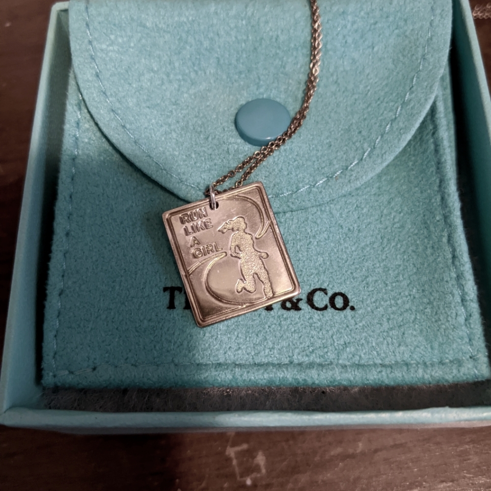 Nike Women's Marathon Tiffany & Co Commemorative Silver Pendant & Chain